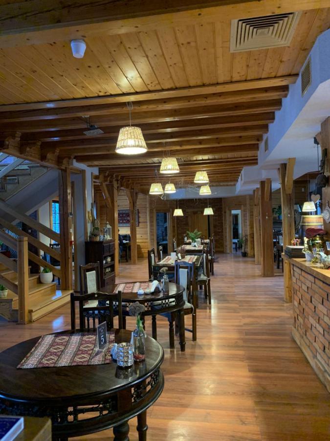 Hotel Tyrol I Restauracja Zycie Gruzji Osielsko Экстерьер фото